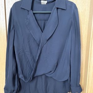 L’AGENCE size small Navy Blouse. 100% Silk